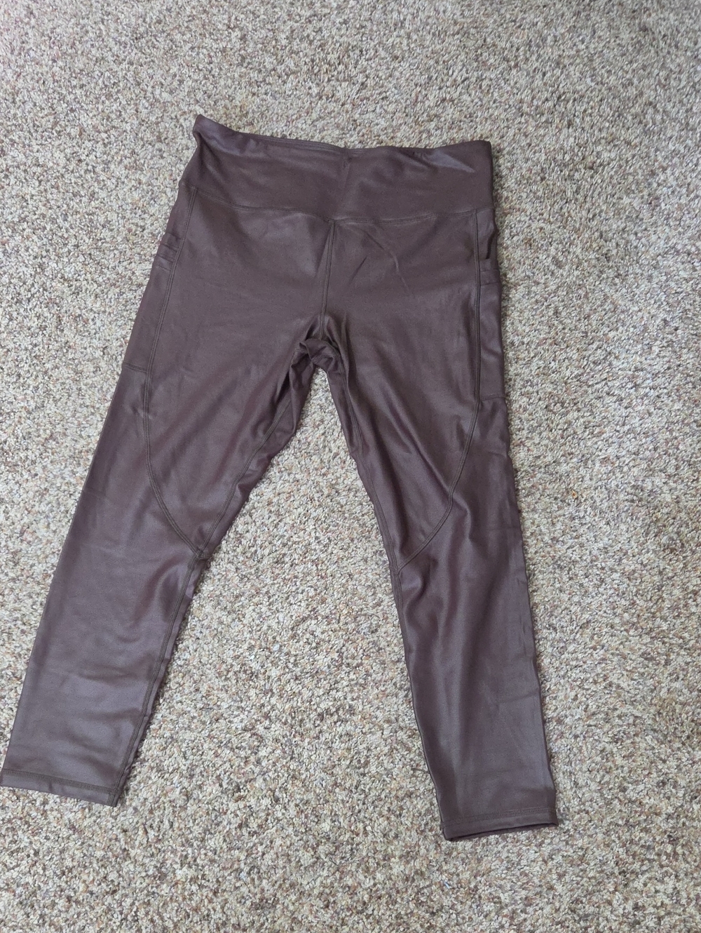 ZYIA Espresso Light N Tight Metallic 24" Triple Pocket